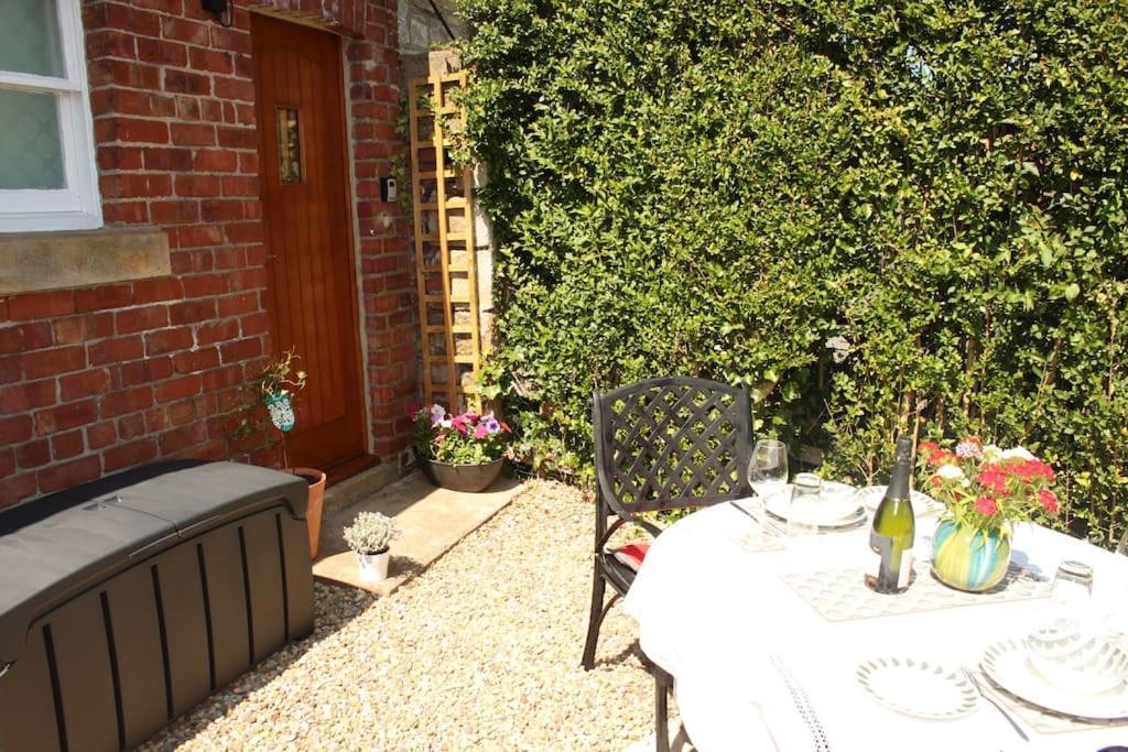 Hideaway Between Coast And Moors In A Beautiful Village Apartment Sleights Bagian luar foto